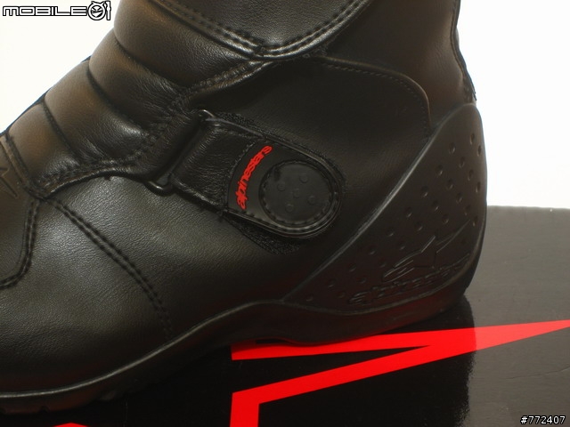 【開箱文】敗家A星星在一彈:alpinestars RIDGE街車靴