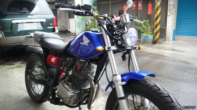 我的第一台不是很重的重車HONDA-FTR223(沒有箱子的開箱文之文少圖多)