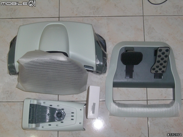 XBOX360 原廠無線方向盤開箱文