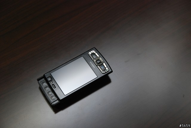 我也是黑魂- NOKIA N95 8GB