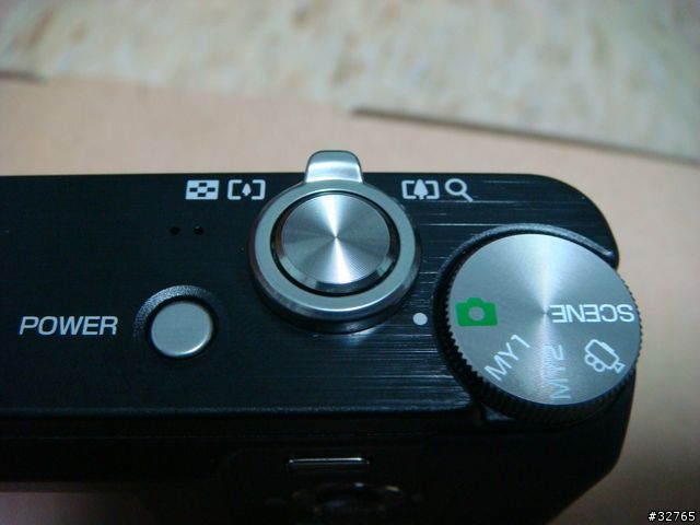 我的黑色穩重RICOH R8 簡易開箱文