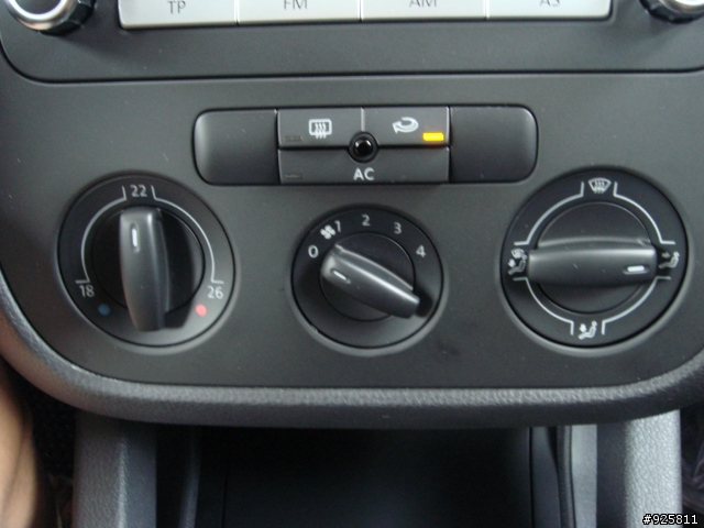 08年2月出廠4月1日交車的GOLF TDI