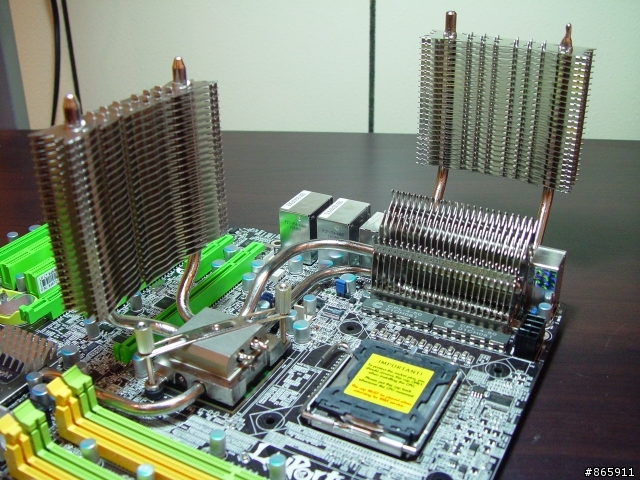 DFI UT X48-T2R與利民科技散熱套件發售前寫真~