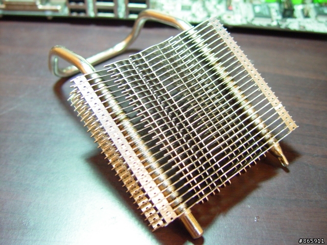DFI UT X48-T2R與利民科技散熱套件發售前寫真~