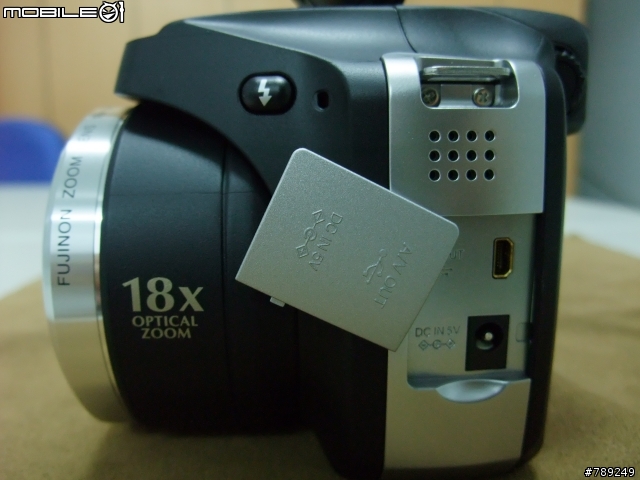 Fuji S8系列再進化~ S8100fd 小推一下吧!