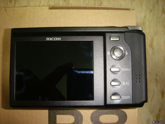 我的黑色穩重RICOH R8 簡易開箱文