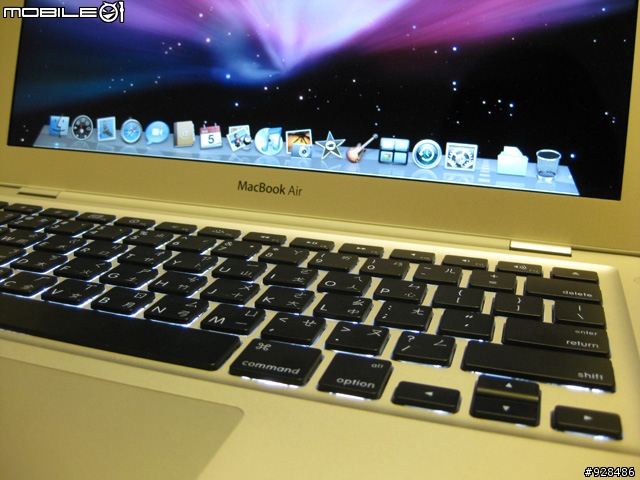 MacBook AiR 開箱