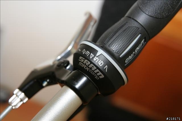 選擇女王用車的決定--DAHON Roo D7