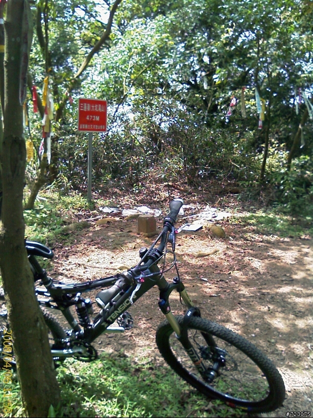 跟著鬥鬥遊的路線我們也去騎三通嶺
