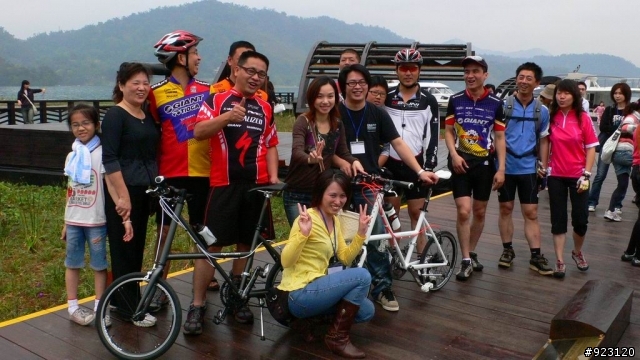 美克斯車隊3.30日月潭單車遊記(創下史上環島時間最短紀錄.1分鐘環島)