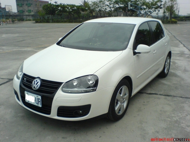 08年2月出廠4月1日交車的GOLF TDI