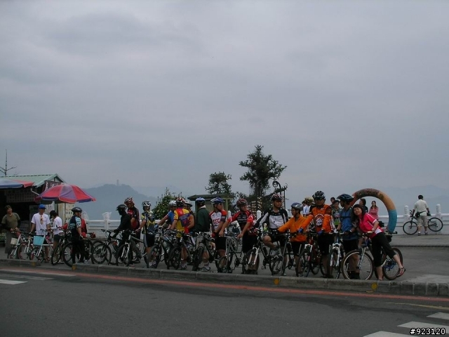 美克斯車隊3.30日月潭單車遊記(創下史上環島時間最短紀錄.1分鐘環島)