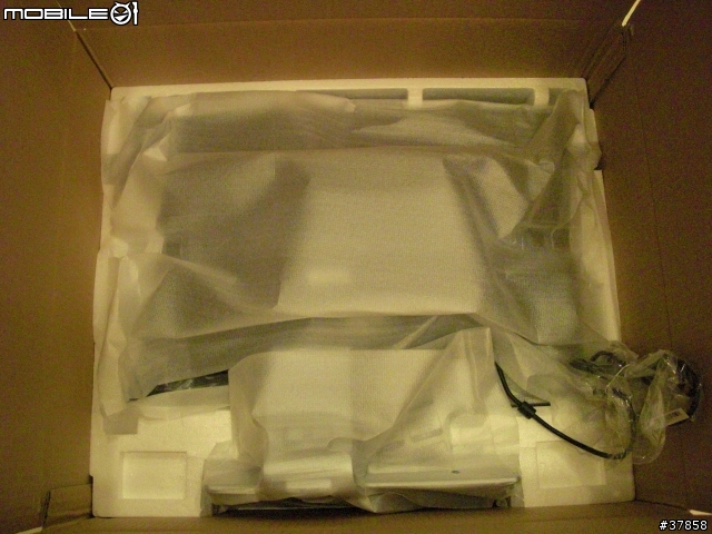 不專業開箱文 BenQ V2400W