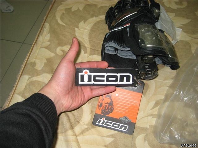 遲來的開箱文~ Icon TI-MAX 鈦合金手套 給我高規格的保護~