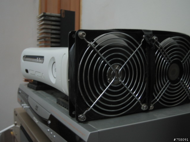 我的XBOX360搭配奧圖瑪HD65投影機敗家歷程(多圖喔)