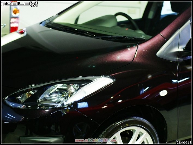 {開箱文}分享New Mazda2~ 換新車牌啦!