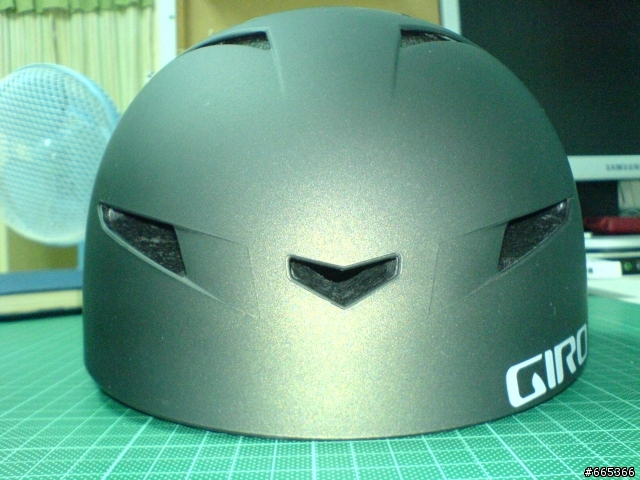 GIRO FLAK 安全帽分箱(輕度OFFROAD新選擇)