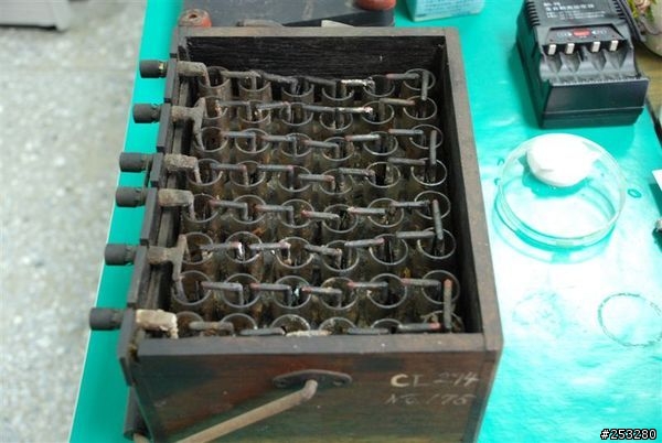 古董YUASA(湯淺)蓄電池