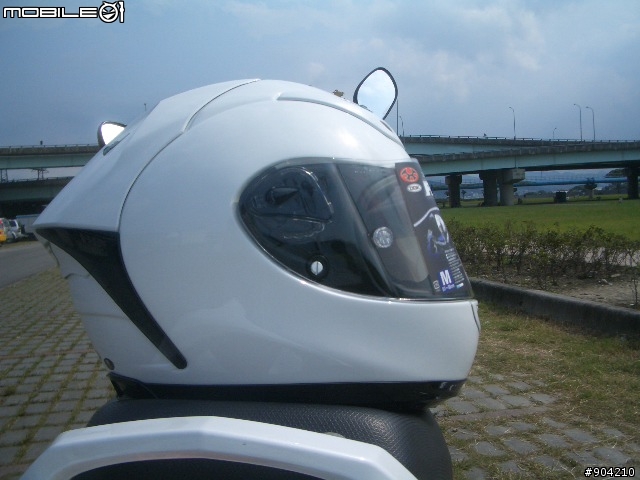 進口平民帽,FF5(附跟X7R比較)5/22新增個人通風心得、通風口瑕疵?