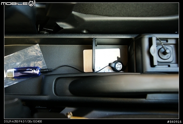 {開箱文}分享New Mazda2~ 換新車牌啦!
