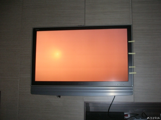 sharp 46吋液晶電視出問題了...