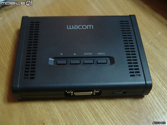 Wacom CintiQ12開箱+WACOM與XP-PEN螢幕手繪版研究心得