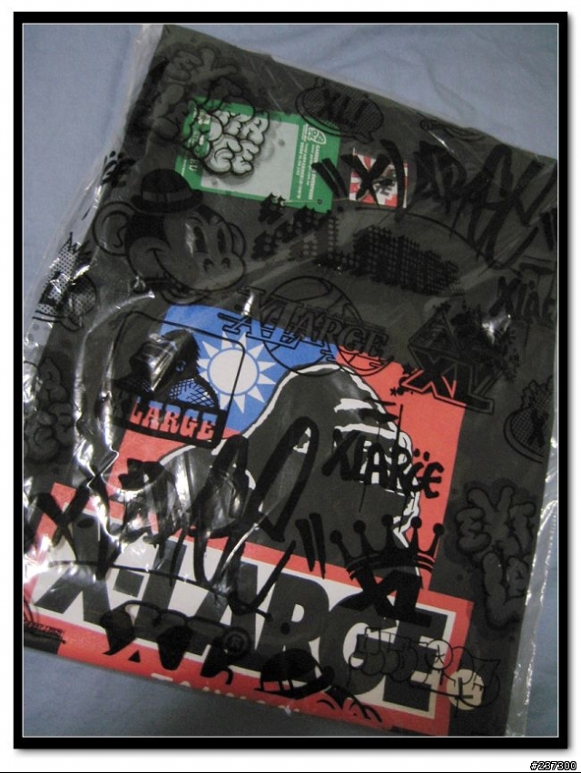 XLARGE 台中開幕限定Tee