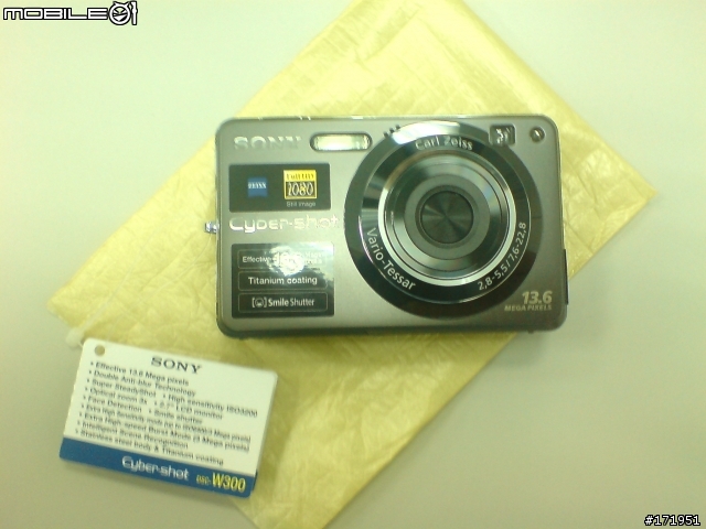 SONY W300 中午不休息~~很累的開箱!!圖更新囉