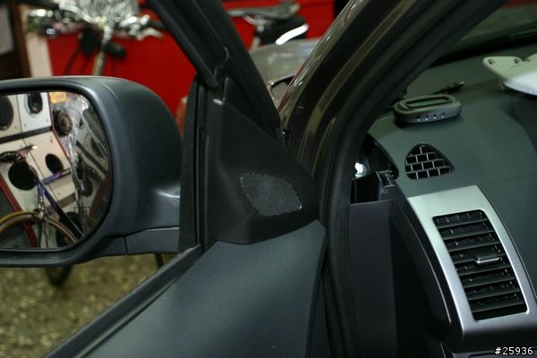 小凹( Outlander 2.4 )的喇叭昇級及車門隔音