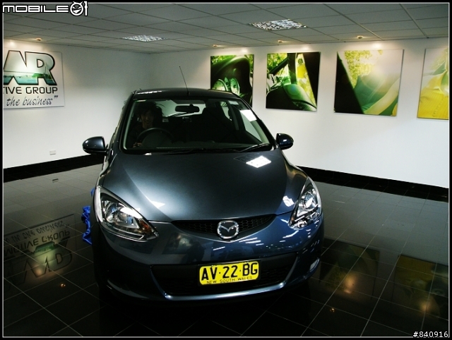 {開箱文}分享New Mazda2~ 換新車牌啦!