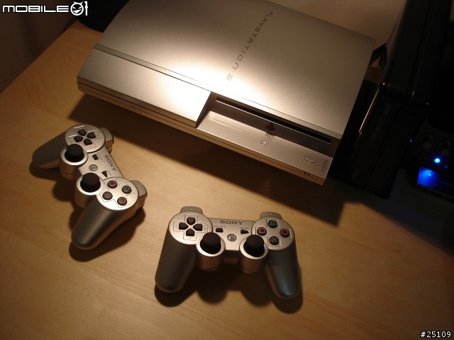 爽度很高的開箱分享~PS3 40G 緞布銀 + GTA4 開箱