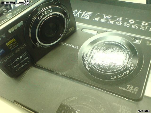 SONY W300 中午不休息~~很累的開箱!!圖更新囉