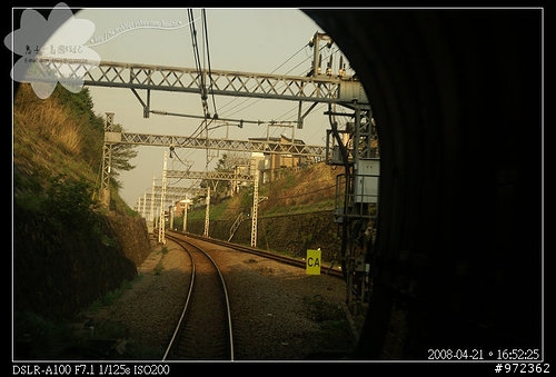 日本神奈川--小田急のロマンスカー(10000形-HiSE) 箱根浪漫列車→新宿駅