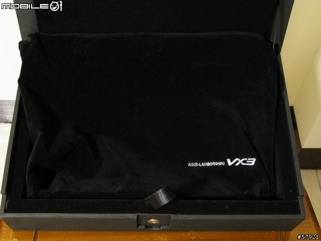 分享極致奢華 ASUS Lamborghini VX3 12.1吋 黑色 行動蠻牛NB