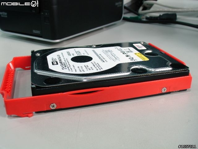 SmartStor NS4300N QA教學-實體安裝篇