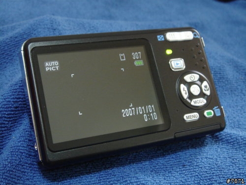 就愛黑金! 根本就是攝影機的 Pentax Z10 黑金限定版