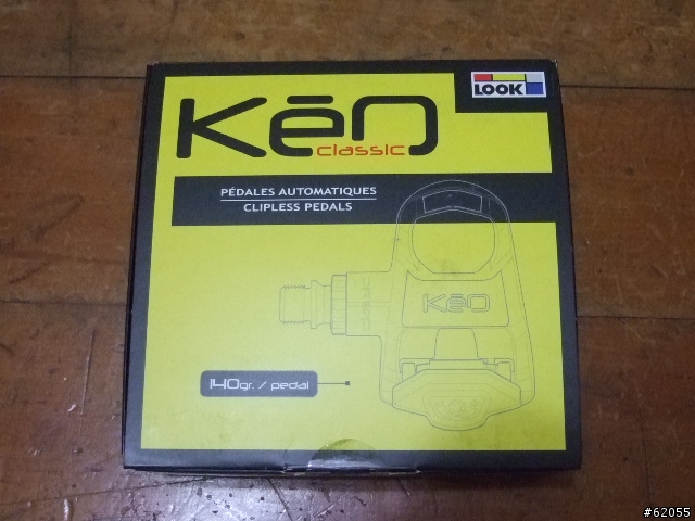 入手公路車5天的新手上卡踏卡鞋~LOOK keo classic卡踏+PAZZAZ carbon卡鞋