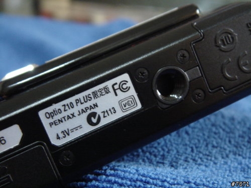 就愛黑金! 根本就是攝影機的 Pentax Z10 黑金限定版
