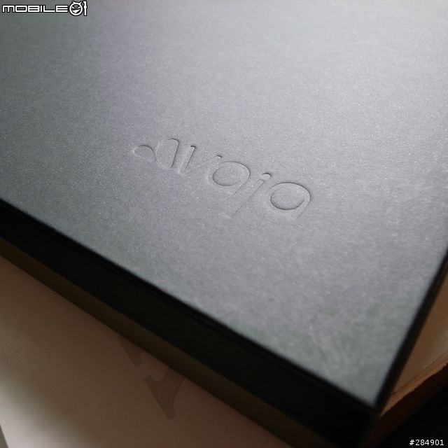 Macbook Air 之 Vaja包包入手