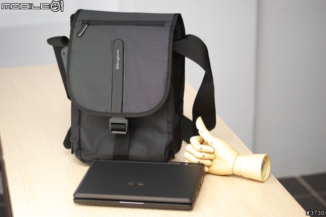 Targus CityLite 迷你斜背包 (EeePC 可裝)