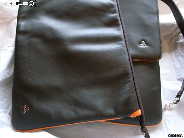 Macbook Air 之 Vaja包包入手