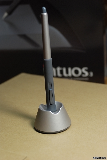天馬行空的數位化神器!! Wacom intuos3 6x8 數位繪圖板