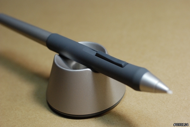 天馬行空的數位化神器!! Wacom intuos3 6x8 數位繪圖板