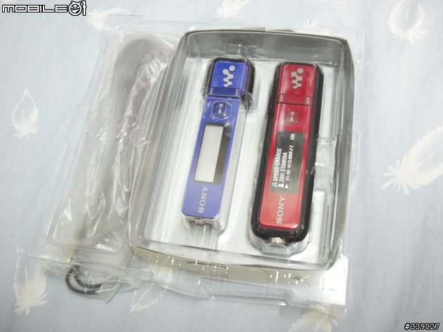 《開箱分享》Sony Walkman 數位隨身聽 NWD-E025F(2GB)