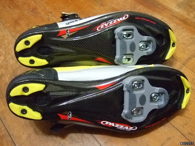 入手公路車5天的新手上卡踏卡鞋~LOOK keo classic卡踏+PAZZAZ carbon卡鞋