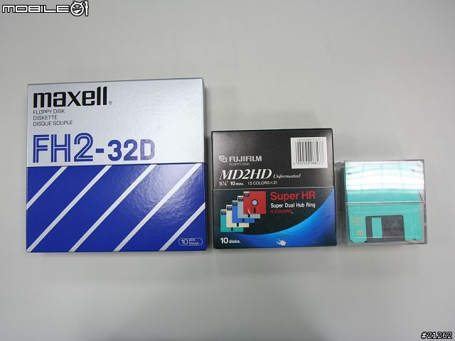 遲來的新品開箱文 - 八英吋軟式磁碟片