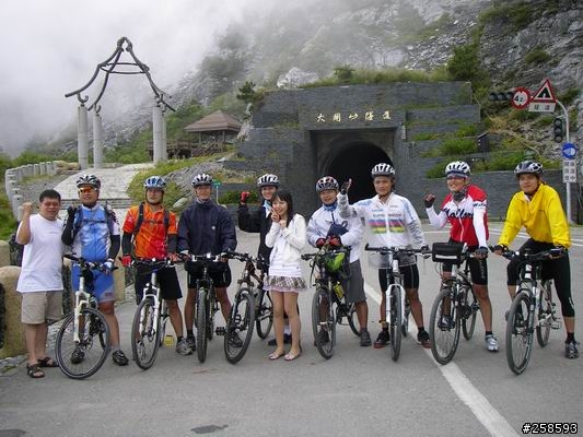 再上南橫(寶來~啞口)來回137km完成