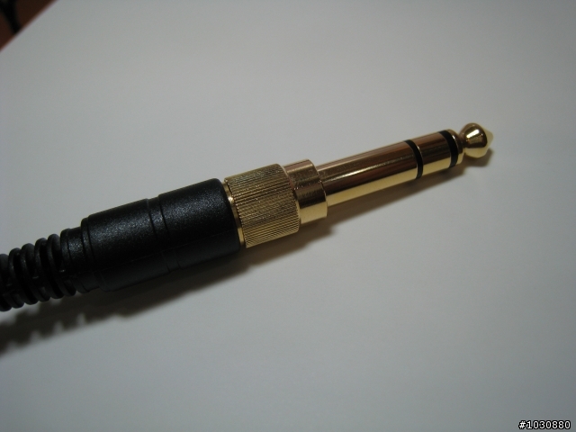 AKG K518DJ之非常不專業開箱