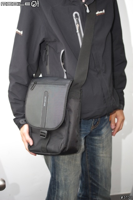 Targus CityLite 迷你斜背包 (EeePC 可裝)