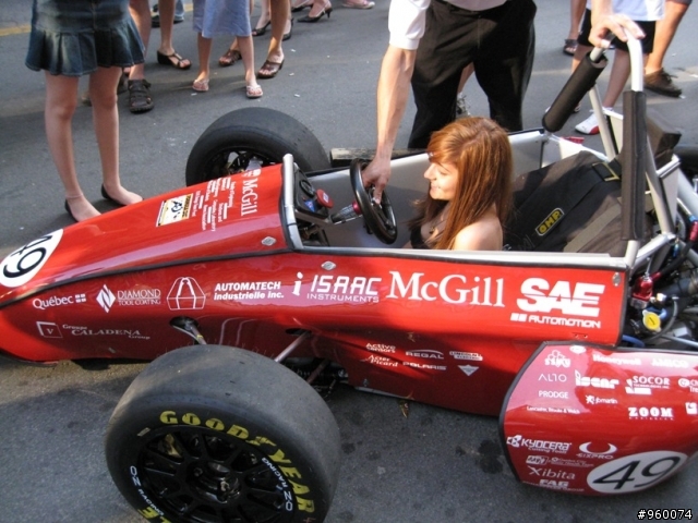 加拿大F1賽車嘉年華-跟著我的相機一遊--(附火級的辣妹)_part II